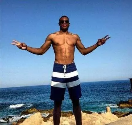 对于中路而 对于中路而